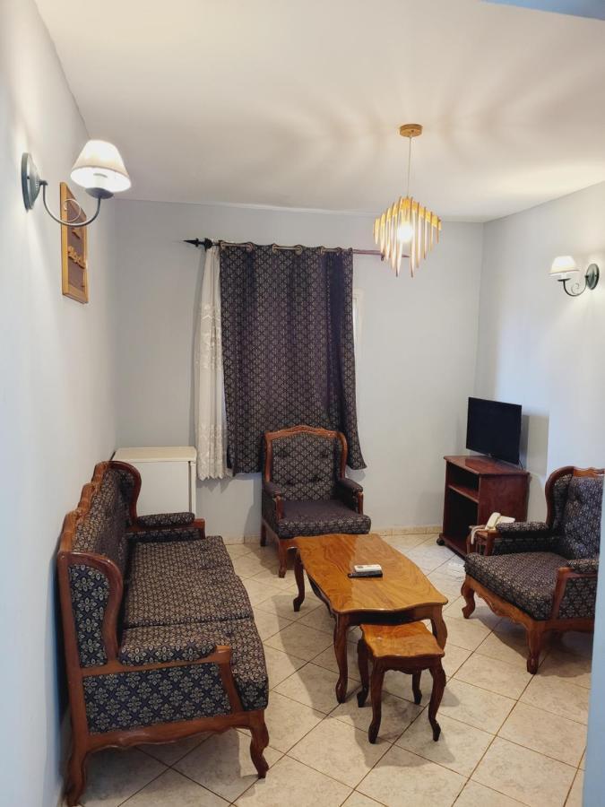 Hôtel Altitel Bafoussam Esterno foto