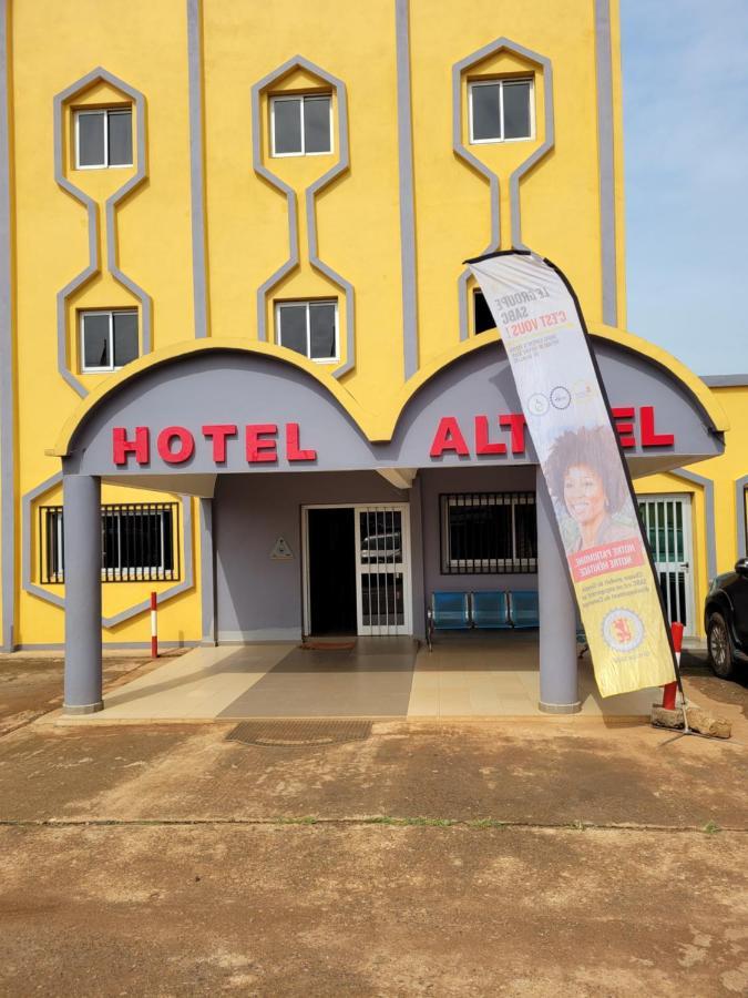 Hôtel Altitel Bafoussam Esterno foto