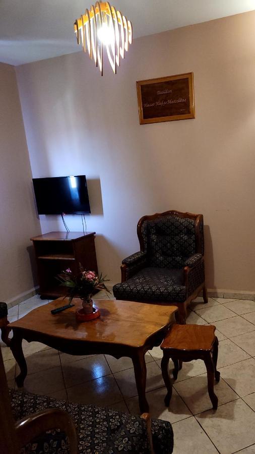 Hôtel Altitel Bafoussam Esterno foto